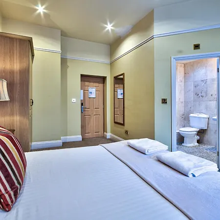 George Of 3* Piercebridge